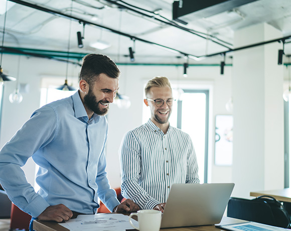 Axians UK team and Versa UK team meet up for partnership activities